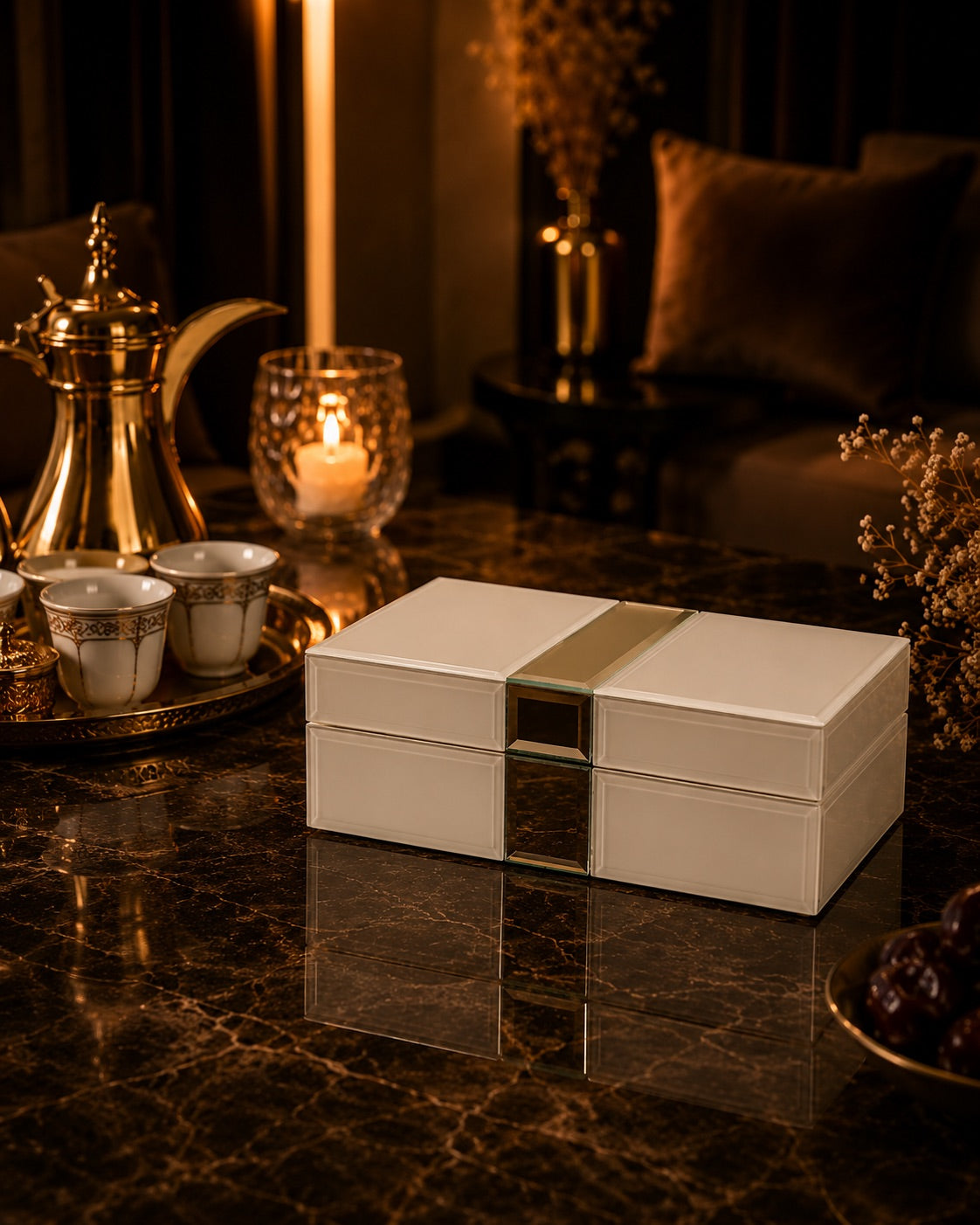 The Mirror Date Box